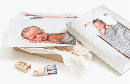 Personalize your USB Drive with your logo or with a photo from your client’s session.